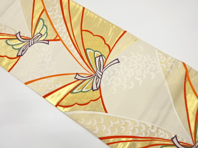 蝶模様織り出し袋帯